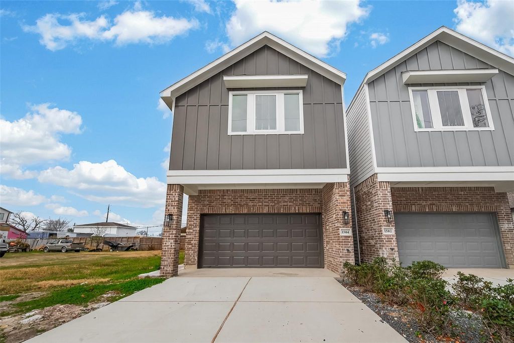 1504 Hussion Street, Houston, TX 77003