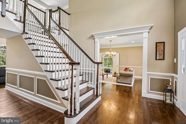 42 CHRISTOPHER DR, Princeton, NJ 08540