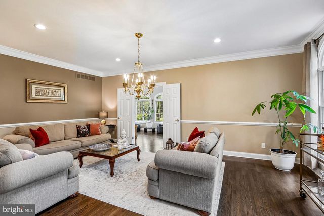 42 CHRISTOPHER DR, Princeton, NJ 08540