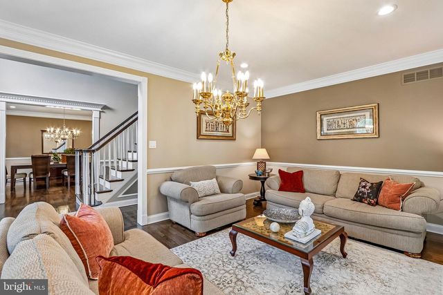 42 CHRISTOPHER DR, Princeton, NJ 08540