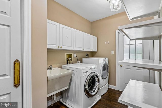 42 CHRISTOPHER DR, Princeton, NJ 08540