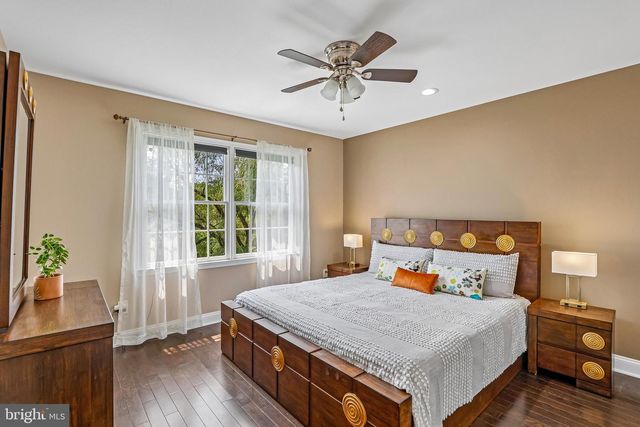42 CHRISTOPHER DR, Princeton, NJ 08540