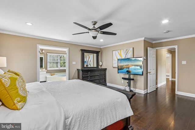 42 CHRISTOPHER DR, Princeton, NJ 08540