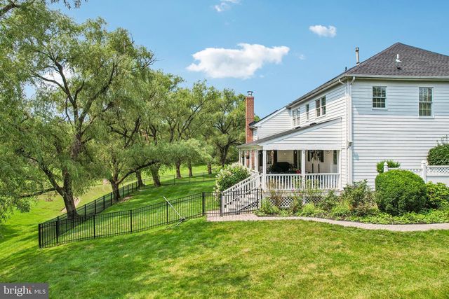 42 CHRISTOPHER DR, Princeton, NJ 08540