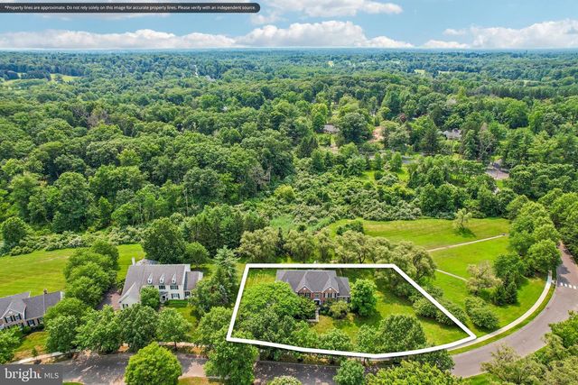 42 CHRISTOPHER DR, Princeton, NJ 08540