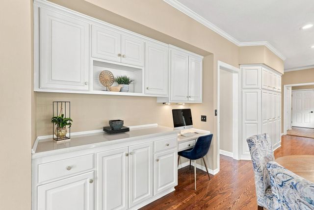 9486 Olympia Drive, Eden Prairie, MN 55347