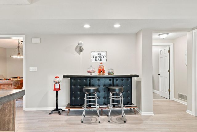9486 Olympia Drive, Eden Prairie, MN 55347