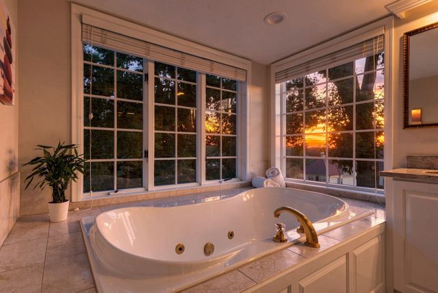 9486 Olympia Drive, Eden Prairie, MN 55347