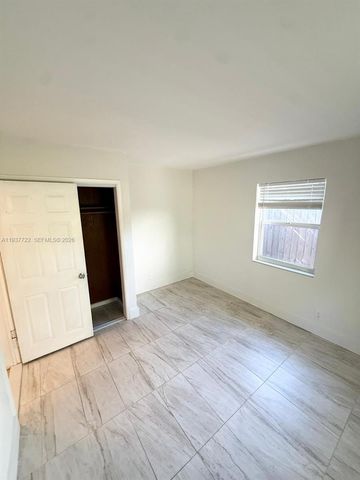 1055 NE 34th Ct 1057, Oakland Park, FL 33334