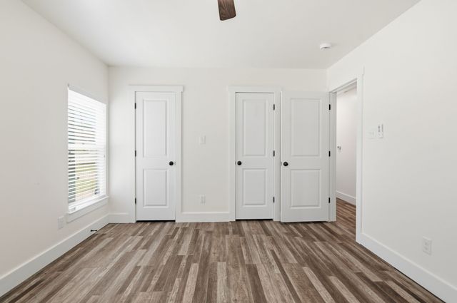 105 Anderson Street, Burleson, TX 76028