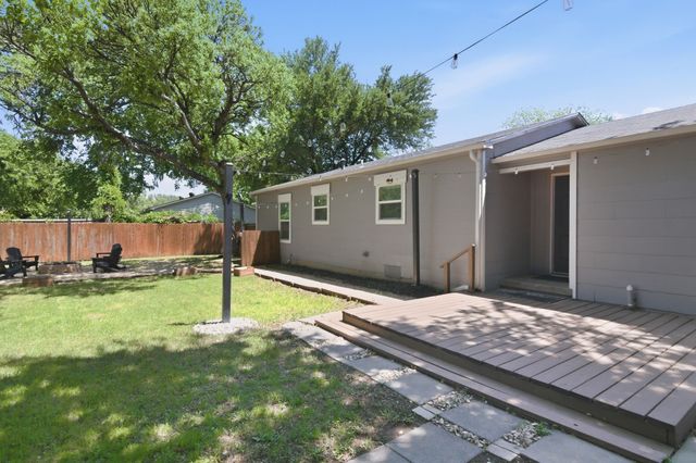 105 Anderson Street, Burleson, TX 76028