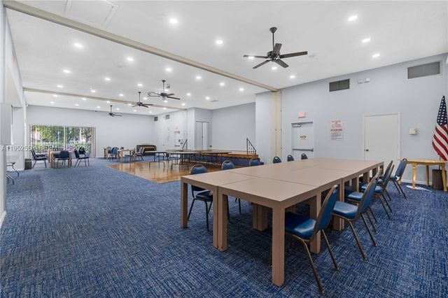 7740 NW 50th St 408, Lauderhill, FL 33351