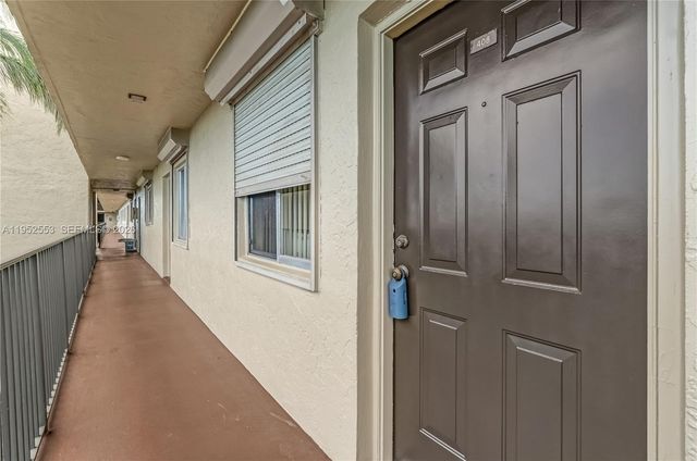 7740 NW 50th St 408, Lauderhill, FL 33351