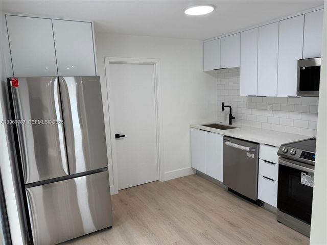 1621 SW 11th Court, Fort Lauderdale, FL 33312