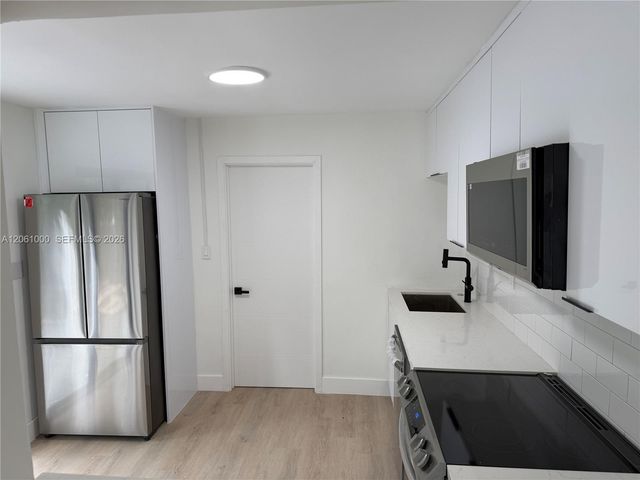 1621 SW 11th Court, Fort Lauderdale, FL 33312