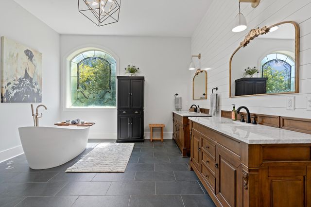 2512 Lewisburg Hwy, Fayetteville, TN 37334