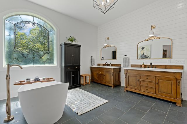 2512 Lewisburg Hwy, Fayetteville, TN 37334