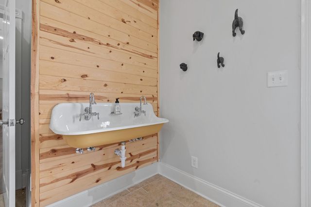 2512 Lewisburg Hwy, Fayetteville, TN 37334