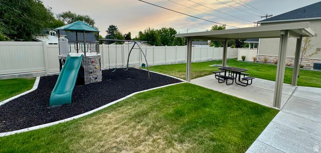 308 N N CANTERBURY WAY, Clearfield, UT 84015