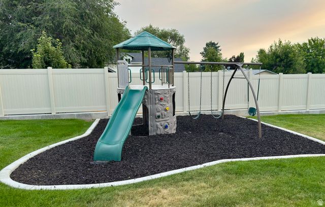308 N N CANTERBURY WAY, Clearfield, UT 84015