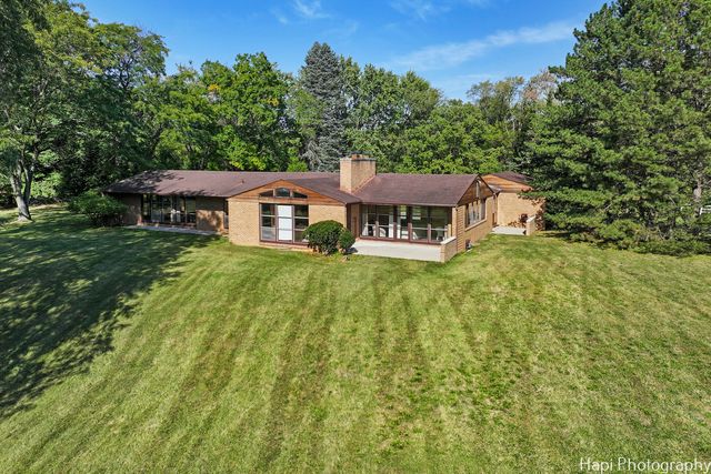 80 Meadow Hill Road, Barrington Hills, IL 60010