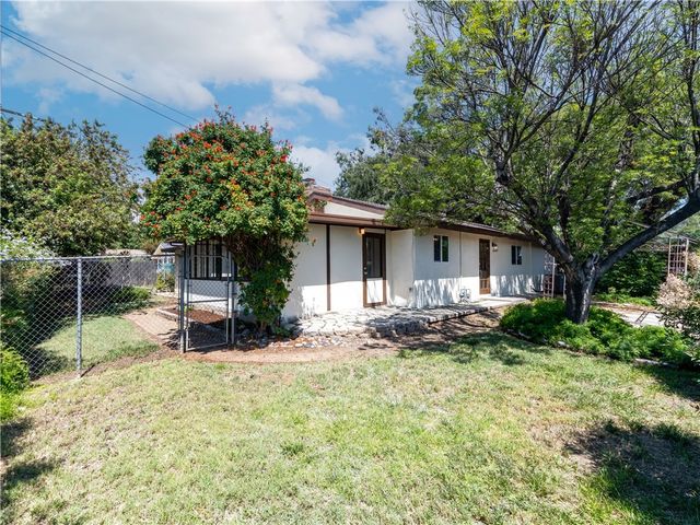 5247 Monterey Road, Riverside, CA 92506