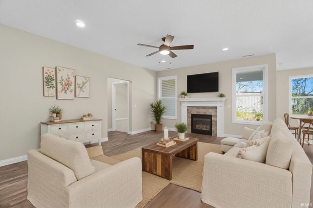 14146 Hughies Cove, Fort Wayne, IN 46845