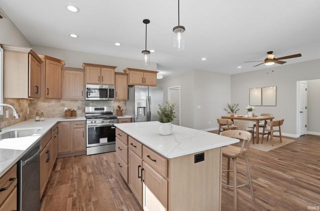 14146 Hughies Cove, Fort Wayne, IN 46845