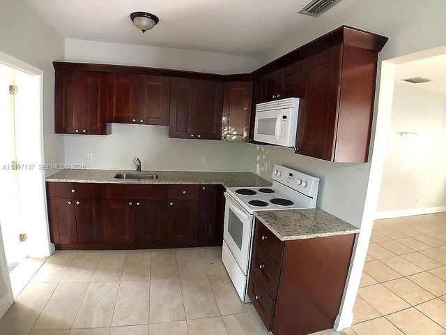 361 NE 57th St, Miami, FL 33137