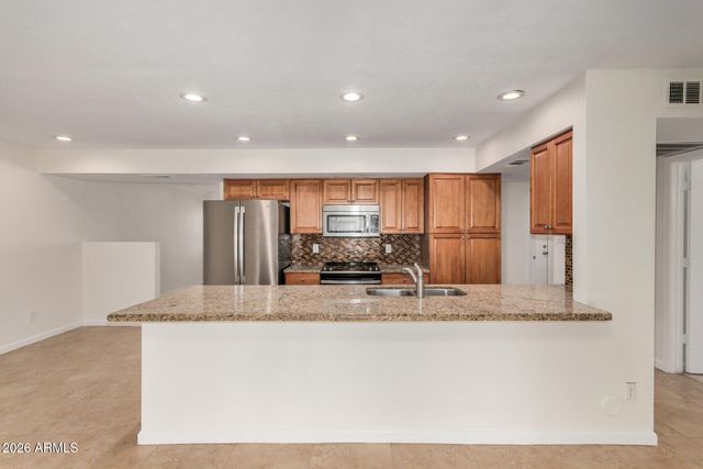 6815 S JUNIPER Street, Tempe, AZ 85283