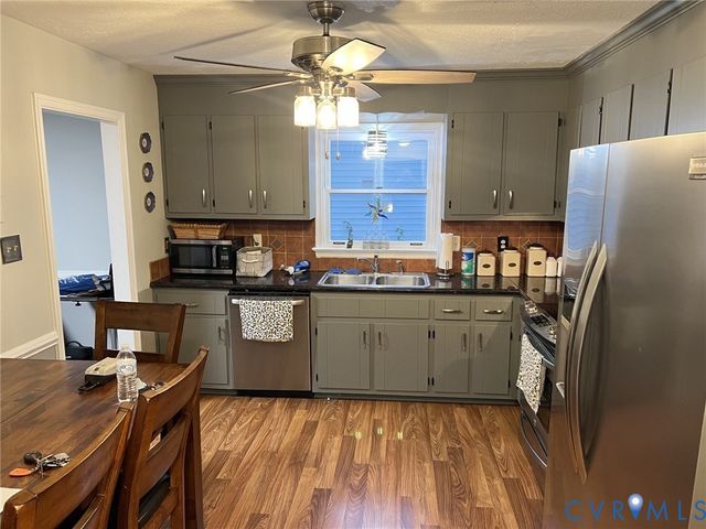 8336 Devils Den Ln, Mechanicsville, VA 23111