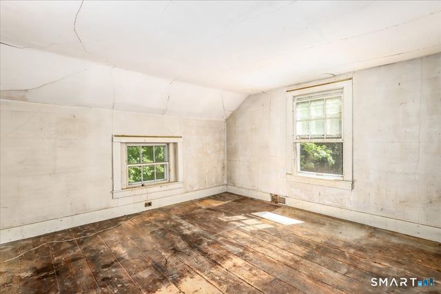 28 Old Mill Road, New Milford, CT 06776