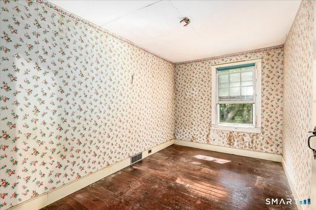 28 Old Mill Road, New Milford, CT 06776