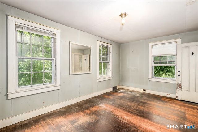 28 Old Mill Road, New Milford, CT 06776