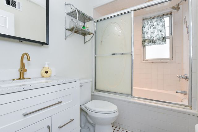 144 STUYVESANT AVE, Kearny, NJ 07032