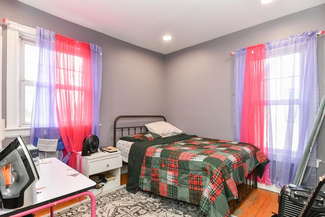 144 STUYVESANT AVE, Kearny, NJ 07032