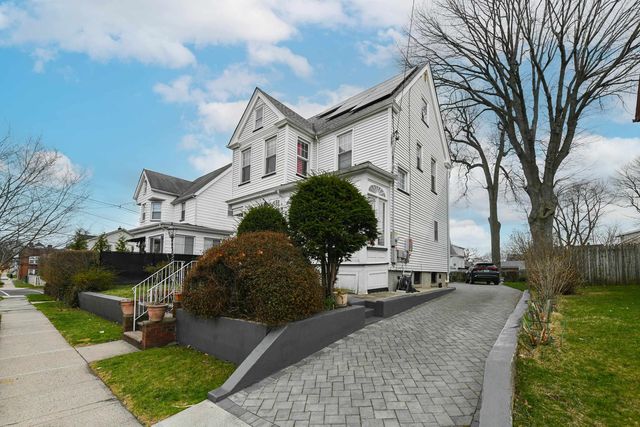 144 STUYVESANT AVE, Kearny, NJ 07032