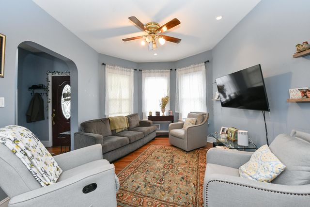 144 STUYVESANT AVE, Kearny, NJ 07032