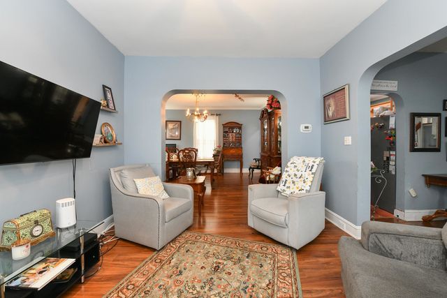 144 STUYVESANT AVE, Kearny, NJ 07032