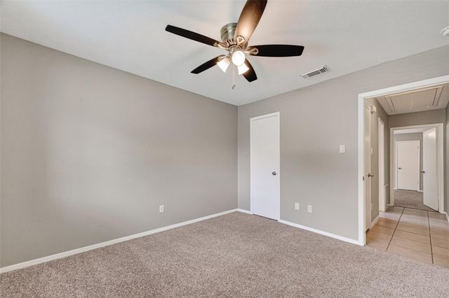 16614 Blackhawk Boulevard, Friendswood, TX 77546