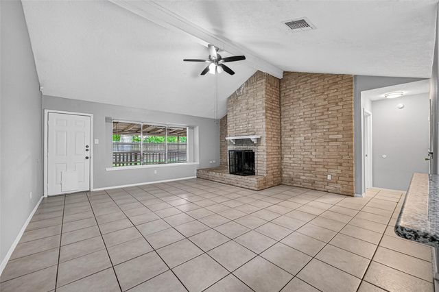 16614 Blackhawk Boulevard, Friendswood, TX 77546