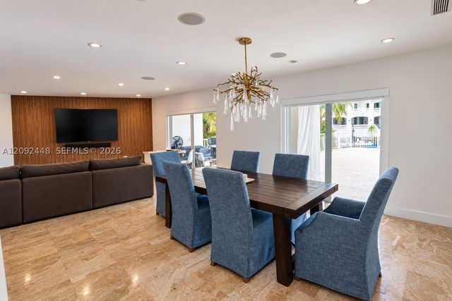705 Bella Vista Ave, Coral Gables, FL 33156