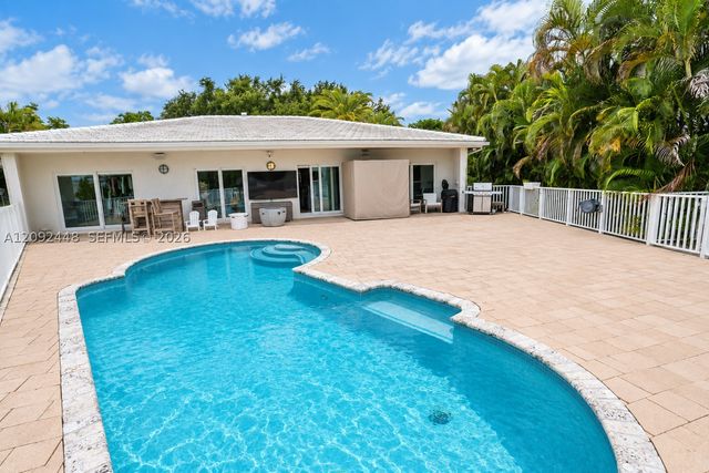 705 Bella Vista Ave, Coral Gables, FL 33156