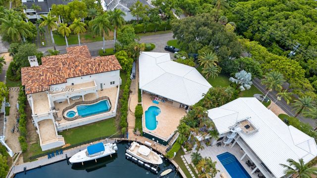 705 Bella Vista Ave, Coral Gables, FL 33156