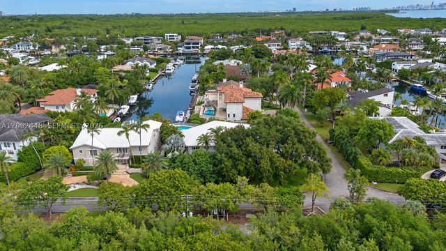705 Bella Vista Ave, Coral Gables, FL 33156