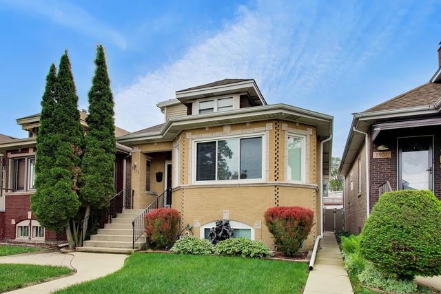 7937 W Elmgrove Drive, Elmwood Park, IL 60707