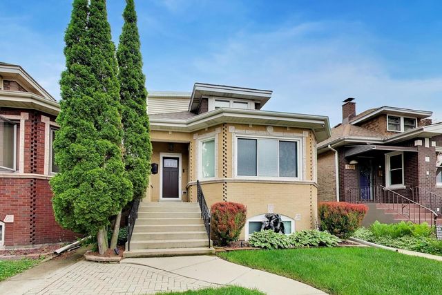7937 W Elmgrove Drive, Elmwood Park, IL 60707