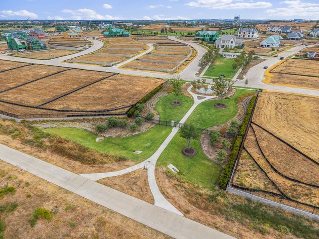 111 Fallwood Street, Frisco, TX 75033