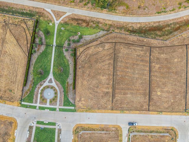 111 Fallwood Street, Frisco, TX 75033