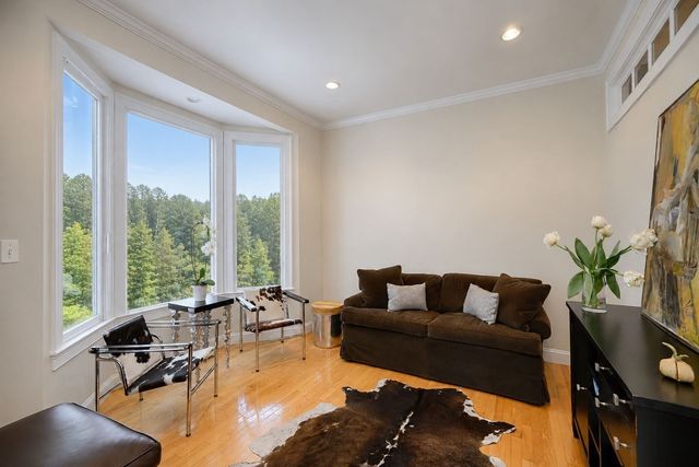69 Carriage Hill Circle 69, Southborough, MA 01772